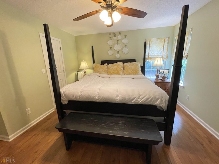Photo 22 of 36 - 528 Butler Bridge Dr, McDonough, GA 30252