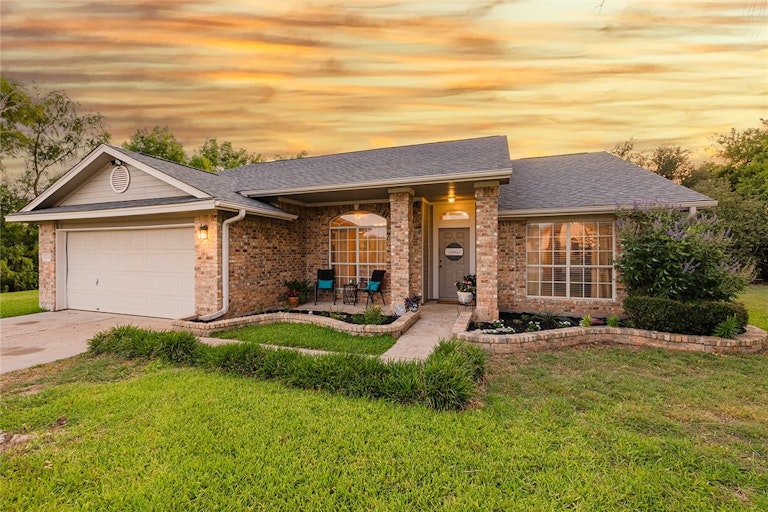 Photo 1 of 40 - 21004 Apache Plum Ln, Pflugerville, TX 78660