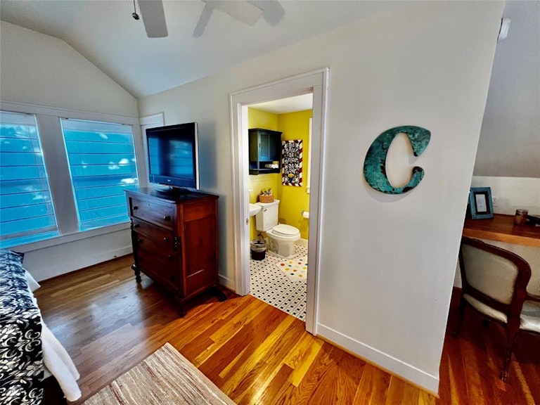 Photo 34 of 49 - 2203 University Blvd, Houston, TX 77030