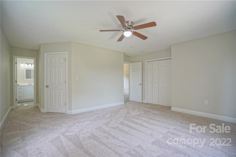 Photo 22 of 48 - 930 Marshall Dr, Concord, NC 28027