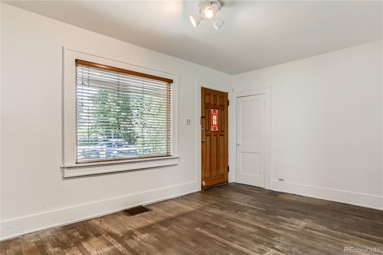 Photo 3 of 14 - 131 W Byers Pl, Denver, CO 80223