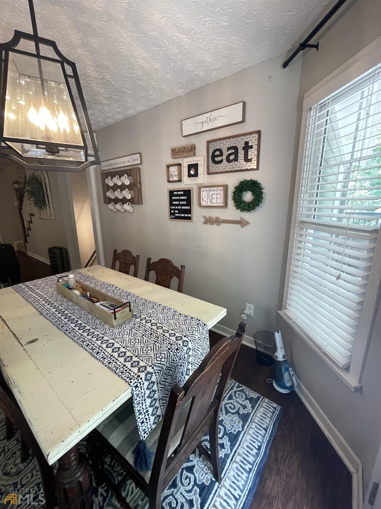 Photo 7 of 21 - 166 Maplewood Ter, Acworth, GA 30101