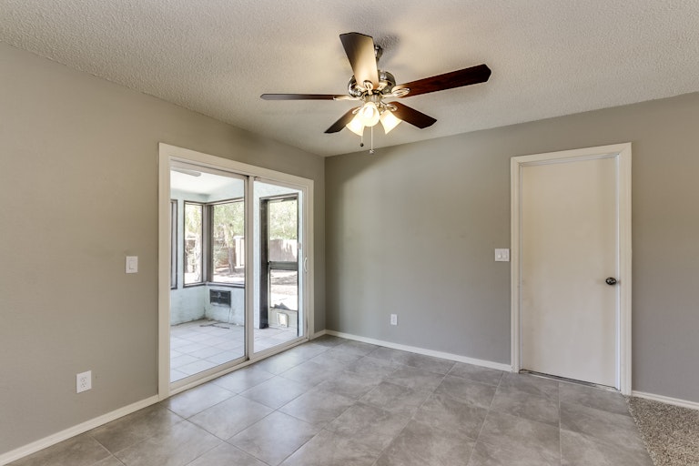 Photo 13 of 29 - 11539 E Crescent Ave, Mesa, AZ 85208