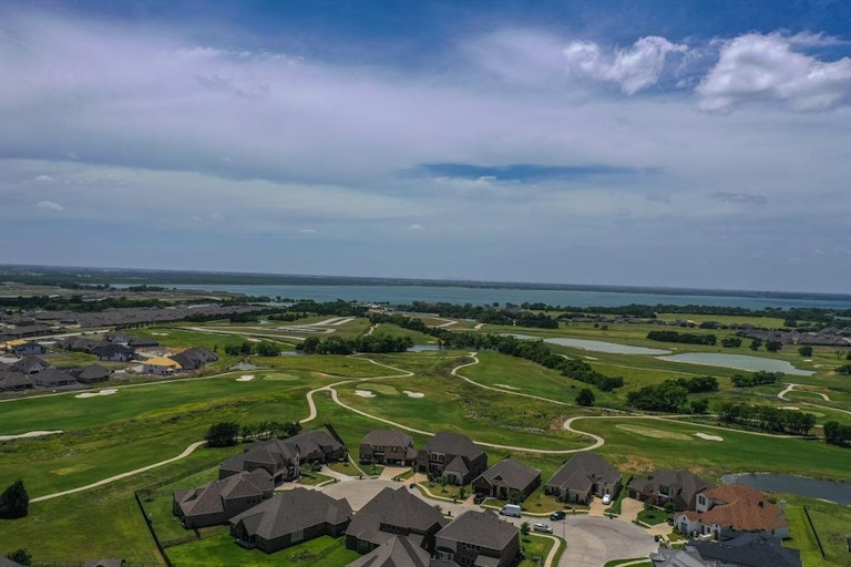 Photo 38 of 40 - 2500 Pampas Ct, Forney, TX 75126