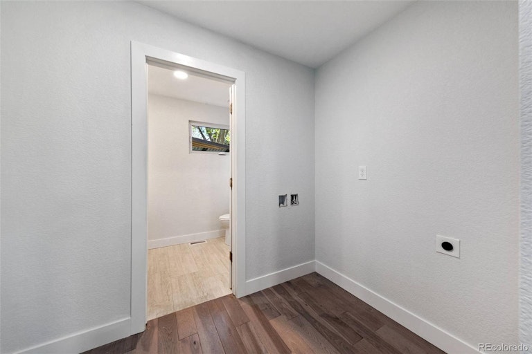 Photo 22 of 38 - 4459 S Xavier St, Denver, CO 80236