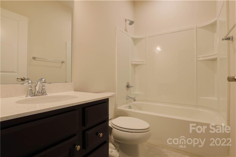 Photo 13 of 16 - 1156 Ashbury St, Charlotte, NC 28216