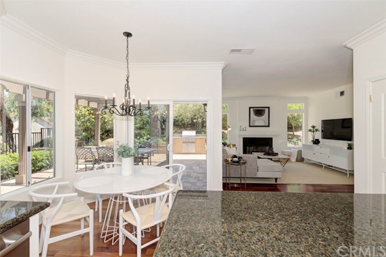 Photo 14 of 50 - 28561 Camelback Rd, Trabuco Canyon, CA 92679