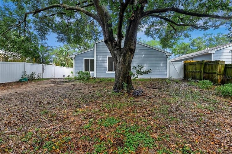 Photo 15 of 19 - 3879 Nighthawk Dr, Palm Harbor, FL 34684
