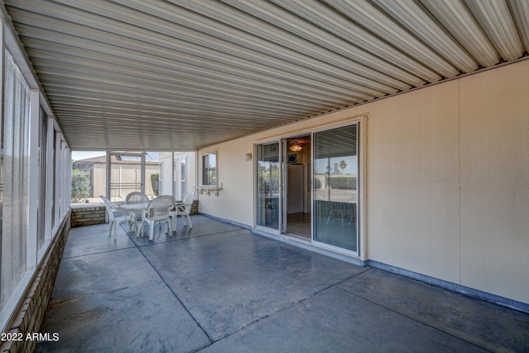 Photo 6 of 32 - 14444 N Lakeforest Dr, Sun City, AZ 85351