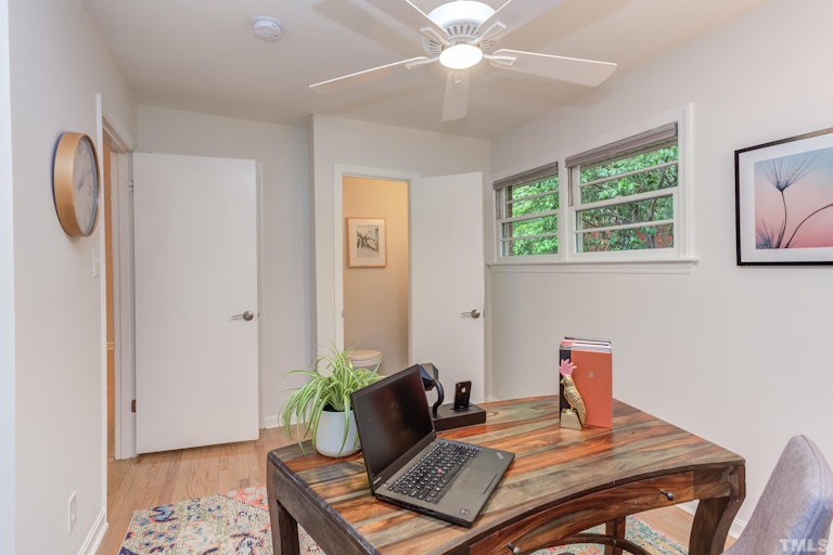 Photo 37 of 53 - 1003 Starlight Dr, Durham, NC 27707