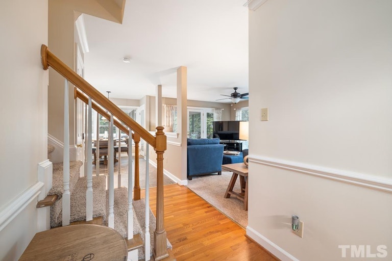 Photo 8 of 41 - 204 Merry Hill Dr, Cary, NC 27518