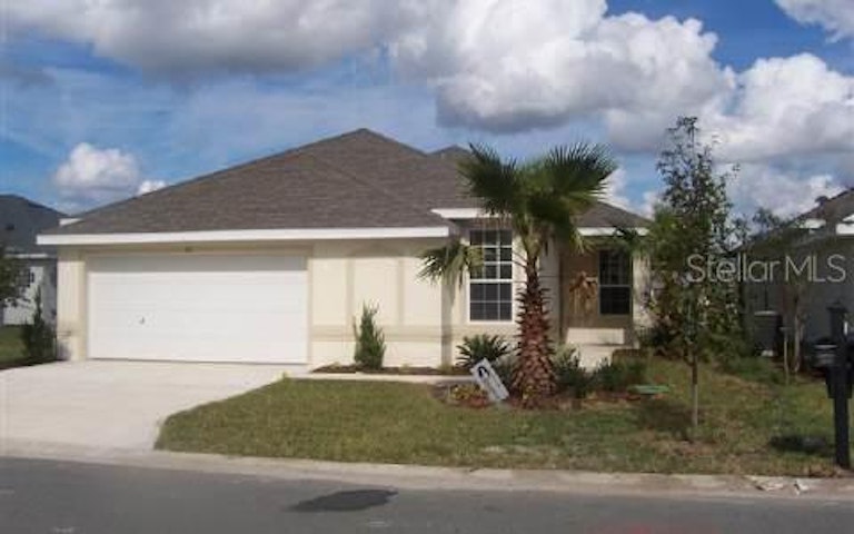 Photo 1 of 1 - 155 Raintree Cir, Palm Coast, FL 32164
