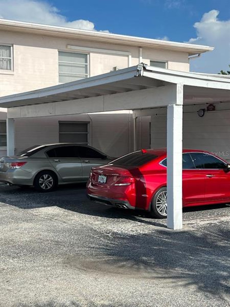 Photo 15 of 17 - 4250 37th St S #7, Saint Petersburg, FL 33711