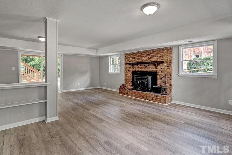 Photo 21 of 29 - 4700 Winterlochen Rd, Raleigh, NC 27603