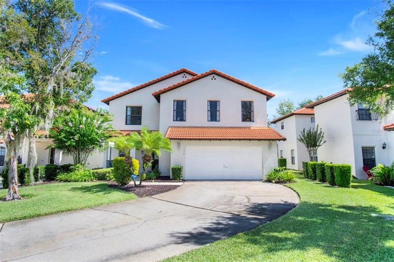 Photo 1 of 33 - 134 Sandy Point Way, Clermont, FL 34714