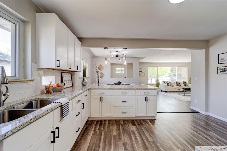 Photo 12 of 34 - 7675 W 25th Ave, Lakewood, CO 80214