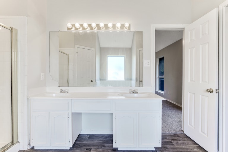 Photo 22 of 25 - 7428 Amber Dr, Watauga, TX 76148