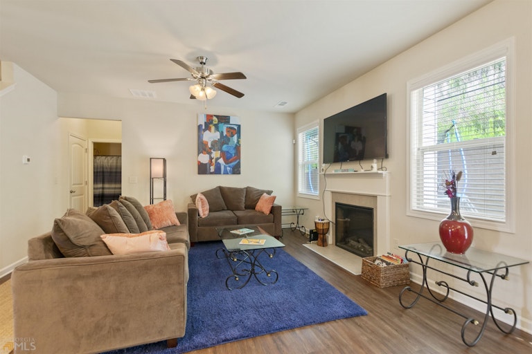 Photo 13 of 30 - 5174 Amberland Sq, Atlanta, GA 30349