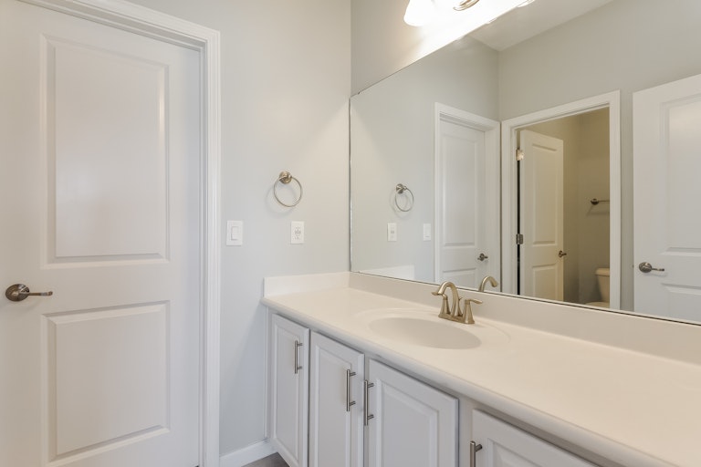 Photo 17 of 25 - 24 Plum Ln, Clayton, NC 27527