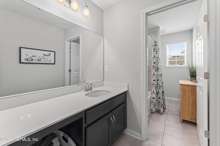 Photo 24 of 43 - 14987 Rain Lily St, Jacksonville, FL 32258