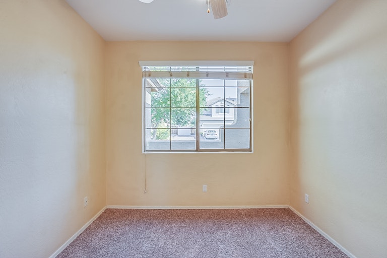 Photo 17 of 29 - 14115 W Bloomfield Rd, Surprise, AZ 85379