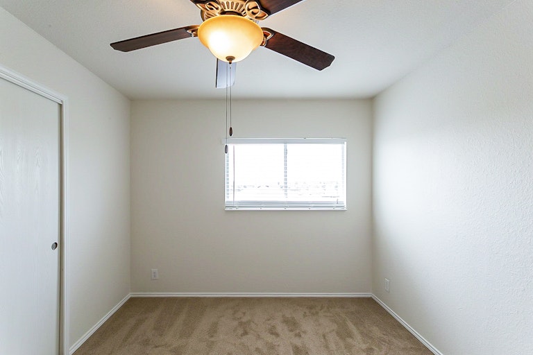 Photo 24 of 25 - 24727 Magnolia Fls, San Antonio, TX 78261