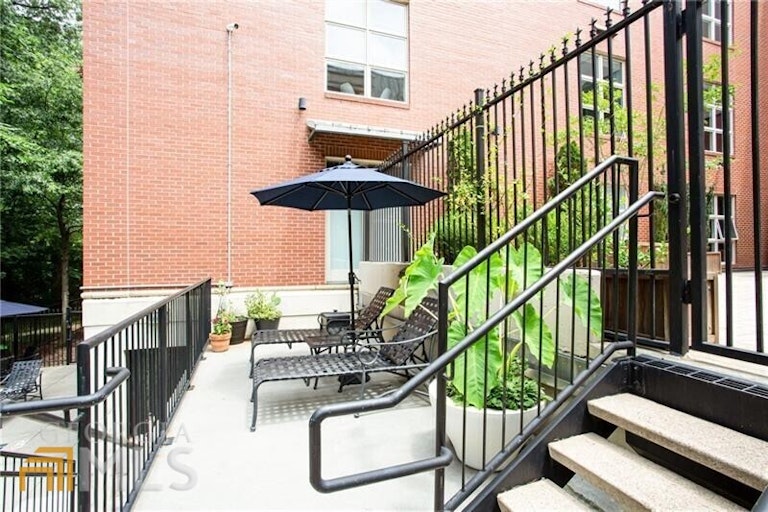 Photo 31 of 37 - 560 Dutch Valley Rd NE #2212, Atlanta, GA 30324