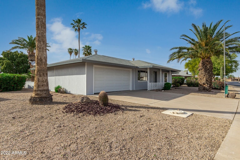 Photo 2 of 53 - 15224 N Agua Fria Dr, Sun City, AZ 85351