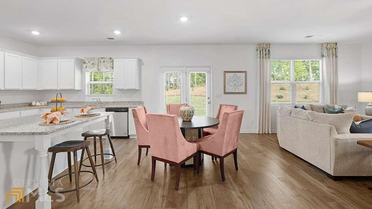Photo 8 of 39 - 390 Faulkner St #173, Stockbridge, GA 30281