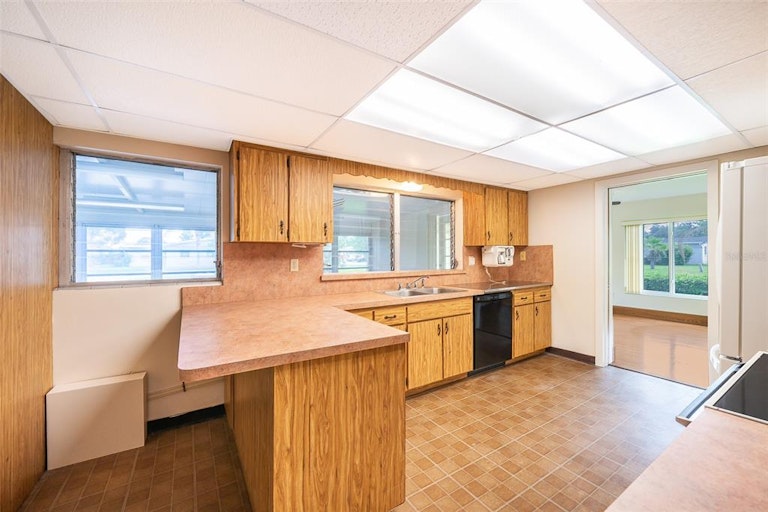 Photo 25 of 38 - 304 Kentucky Ave, Saint Cloud, FL 34769