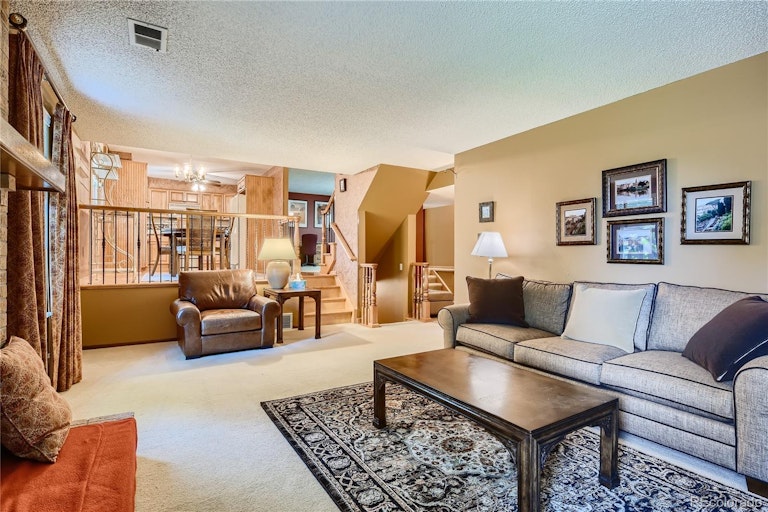 Photo 14 of 35 - 8806 W Geddes Pl, Littleton, CO 80128