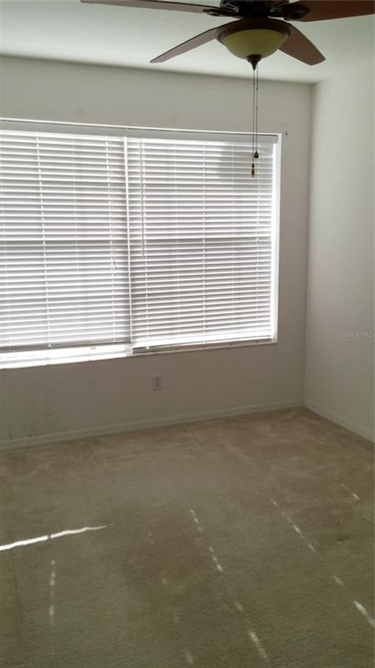 Photo 9 of 24 - 2111 Park Crescent Dr, Land O Lakes, FL 34639
