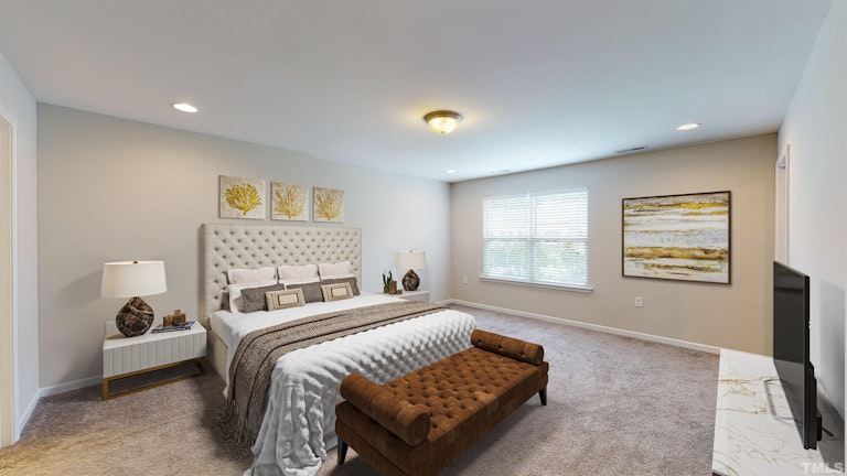 Photo 5 of 11 - 125 Bowerbank Ln, Apex, NC 27539