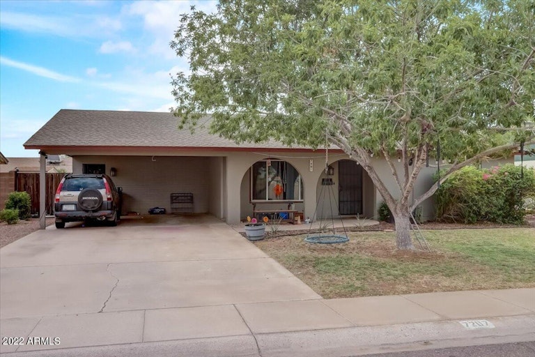 Photo 4 of 40 - 7207 N 41st Dr, Phoenix, AZ 85051