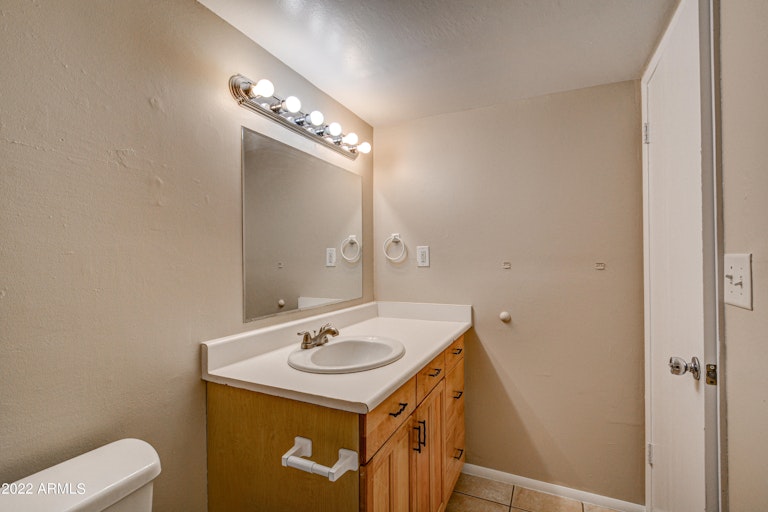 Photo 20 of 31 - 822 E Cochise Dr, Phoenix, AZ 85020
