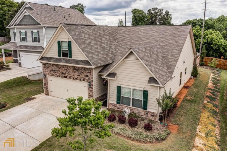 Photo 35 of 35 - 203 Woodford Dr, Canton, GA 30115