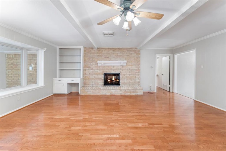 Photo 33 of 50 - 1103 Glouchester Ln, Houston, TX 77073