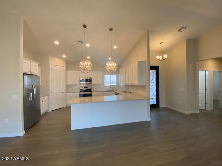 Photo 6 of 27 - 10120 W Appaloosa Trl, Casa Grande, AZ 85194