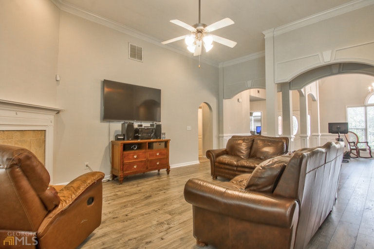Photo 13 of 48 - 60 Providence Dr, Covington, GA 30016