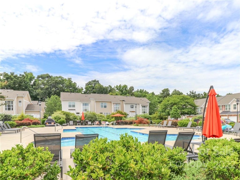 Photo 32 of 39 - 7620 Red Mulberry Way, Charlotte, NC 28273