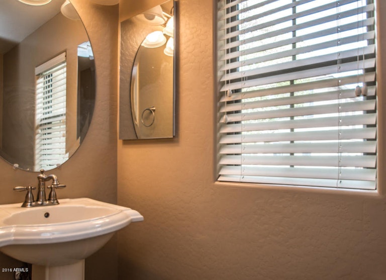 Photo 14 of 30 - 3913 S Napa Ln, Gilbert, AZ 85297