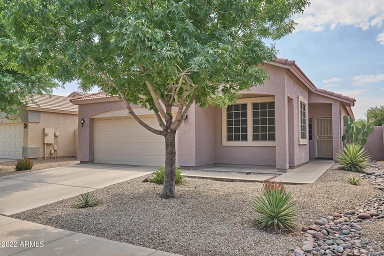 Photo 1 of 41 - 2717 E Morenci Rd, San Tan Valley, AZ 85143
