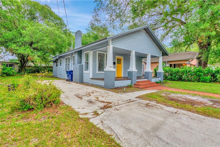 Photo 4 of 29 - 4913 N Suwanee Ave, Tampa, FL 33603