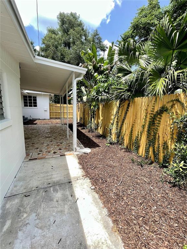 Photo 63 of 64 - 1201 E Henry Ave, Tampa, FL 33604