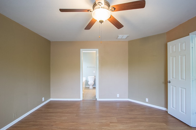 Photo 11 of 17 - 3422 Kodiak Diamond, San Antonio, TX 78245