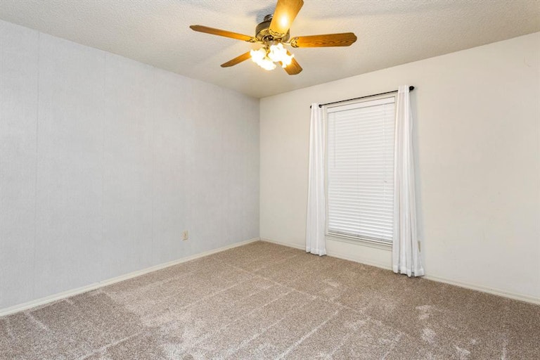 Photo 25 of 25 - 335 William Morton Dr, Richmond, TX 77406