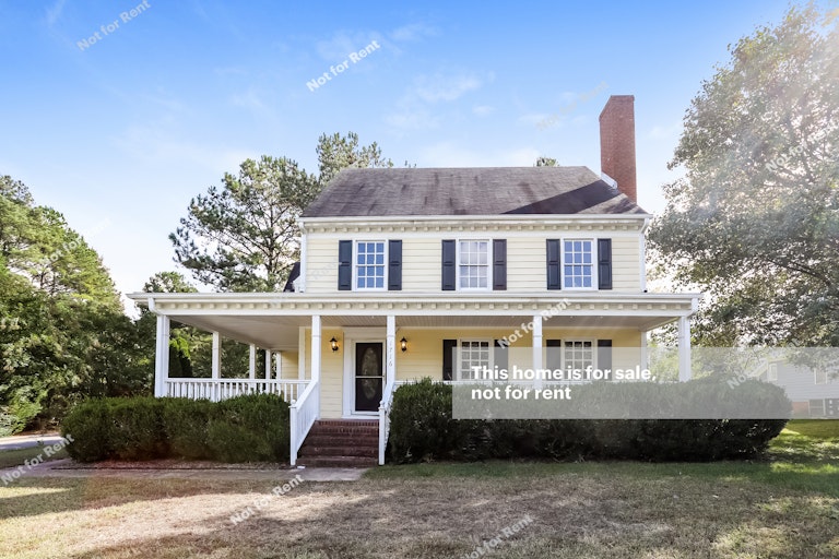 Photo 1 of 24 - 1716 Carrington Dr, Raleigh, NC 27615