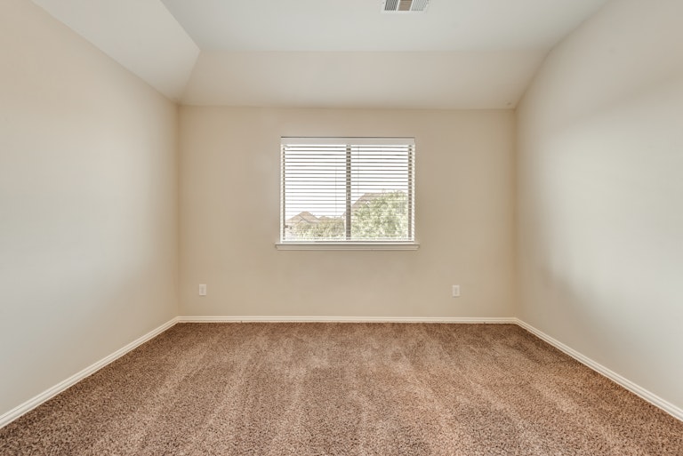 Photo 26 of 32 - 1395 Southern Pne, Rockwall, TX 75087