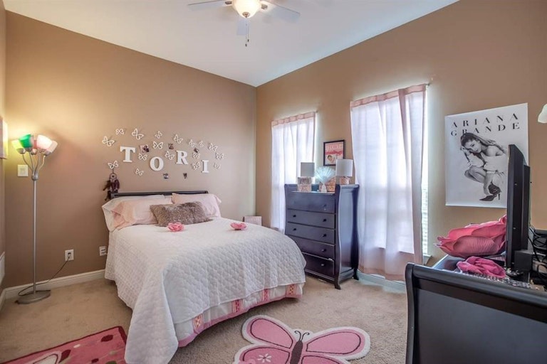 Photo 16 of 20 - 8244 Short St, Frisco, TX 75034