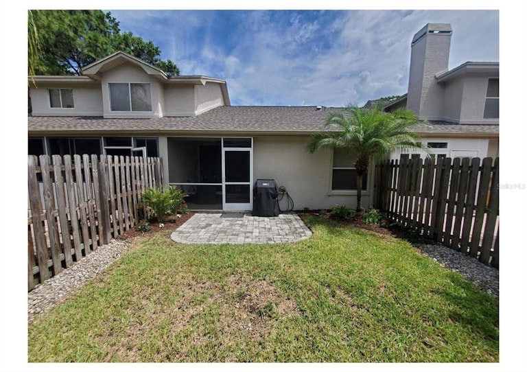 Photo 17 of 24 - 2577 W Brook Ln, Clearwater, FL 33761